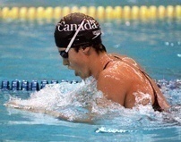 Canada's Keltie Duggan competing in the swimming event at the 1988 Olympic games in Seoul. (CP PHOTO/ COA/ Cromby McNeil) Keltie Duggan du Canada participe en natation aux Jeux olympiques de Séoul de 1988. (PC Photo/AOC)